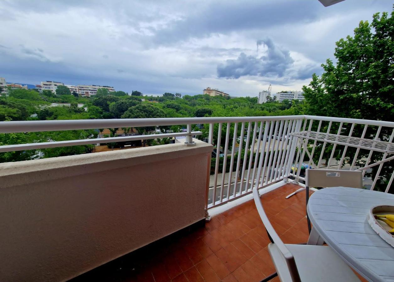 Apartamento Mar Del Priorat Apartment Salou Exterior photo
